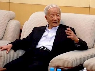 穿云破雾觅天路